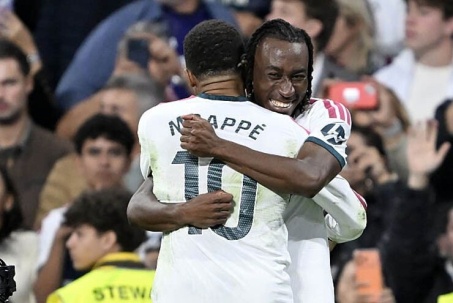 Diomande thành cặp bài trùng mới với Mbappe, Vinicius bị treo giò 4 trận lại hóa hay