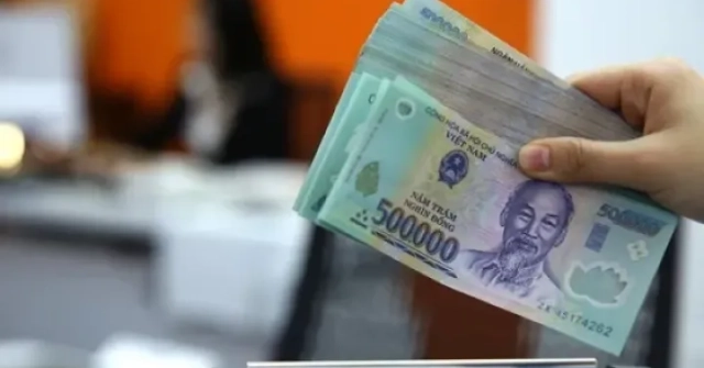 Các ngân hàng lớn bắt đầu giảm lãi suất cho vay
