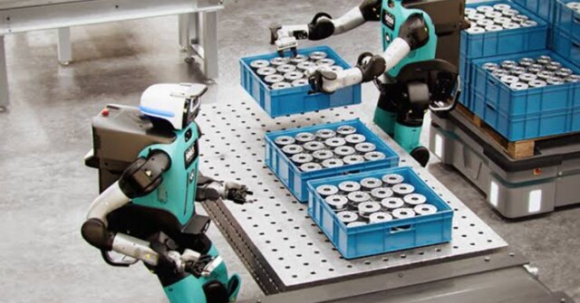 Robot Mỹ có thể làm việc liên tục 20 tiếng chỉ sau 9 phút sạc