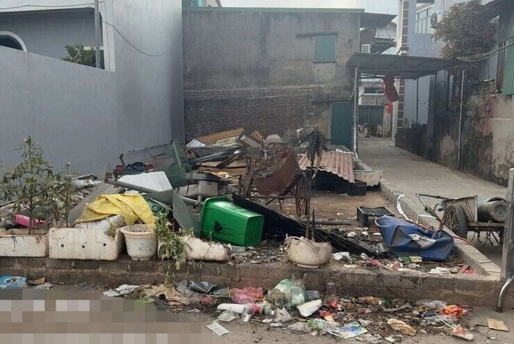 Vụ khoảng 40 người nhập viện nghi ngộ độc khí clo ở Hà Nội: Trách nhiệm pháp lý thuộc về ai?