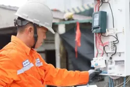 Trình Quốc hội việc áp giá điện sinh hoạt theo giờ cao điểm, thấp điểm