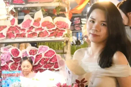 Người trẻ chọn quà gì cho dịp 20/10?