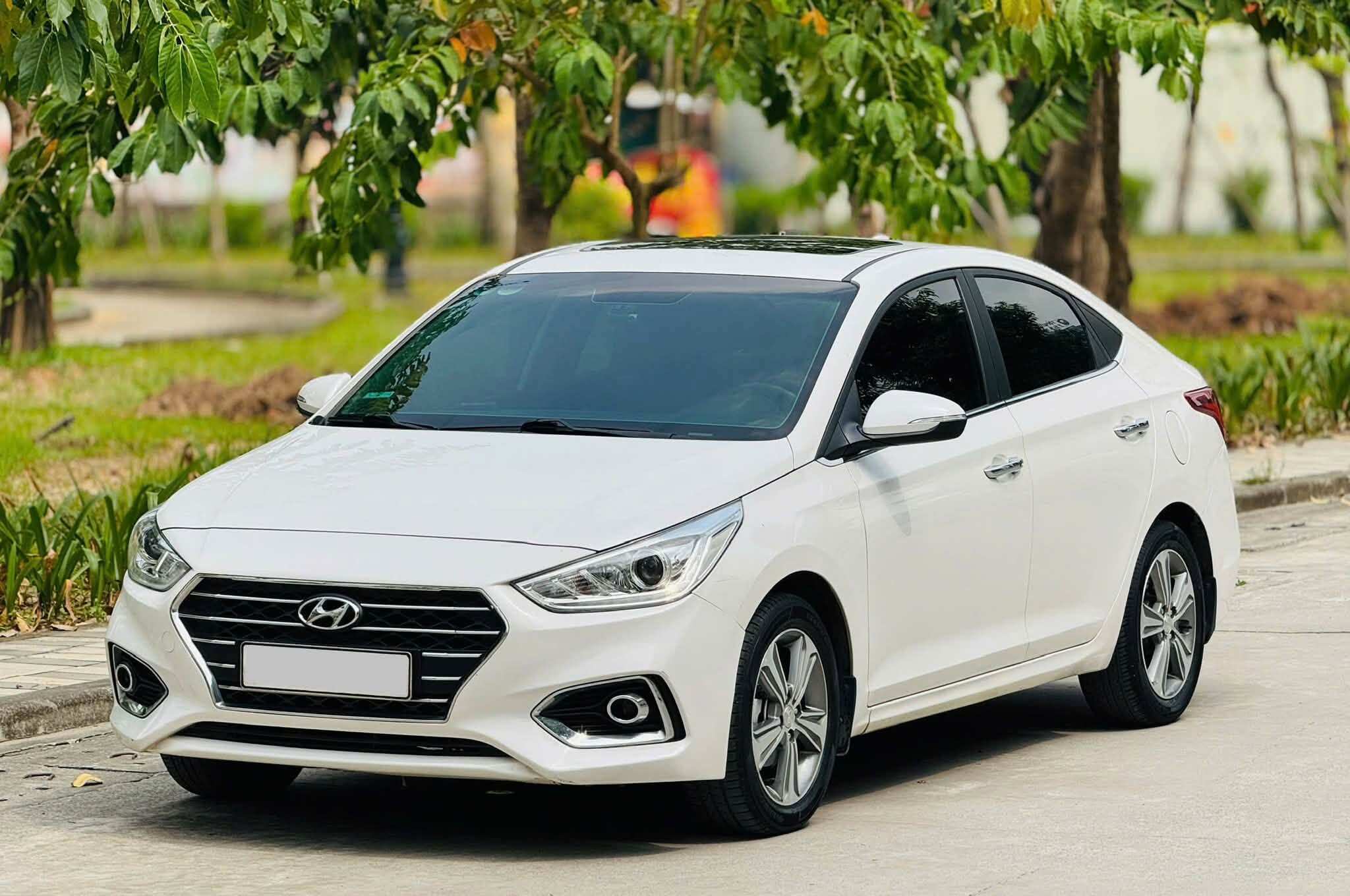 Chiếc sedan hạng B đã qua sử dụng như Hyundai Accent có thể là lựa chọn hợp lý.