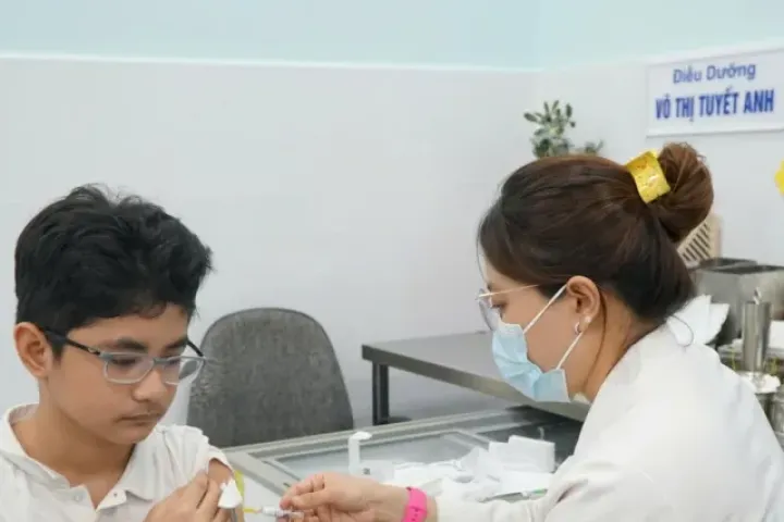Từ vụ học sinh tử vong vì não mô cầu: Tiêm vaccine có tác dụng bao lâu?