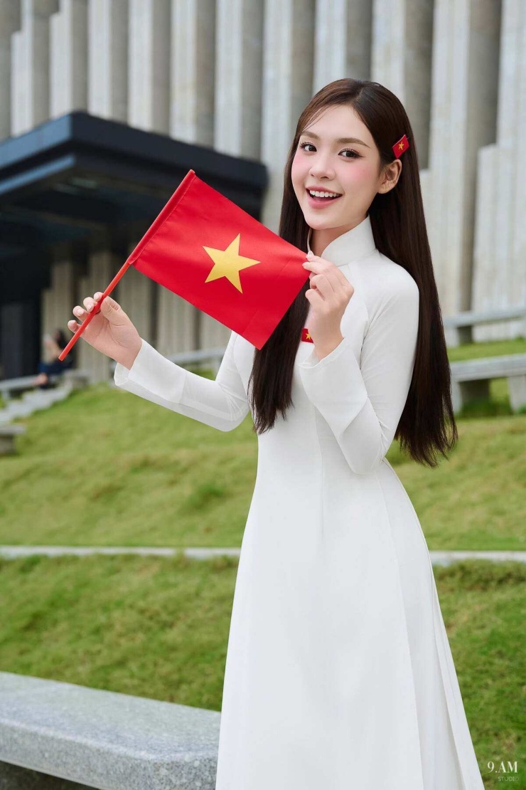 Vẻ đẹp trong trẻo của nữ chính phim giờ vàng VTV - 9