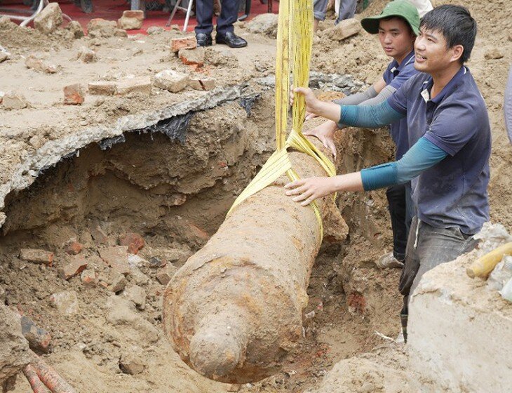 Khu vực phát hiện khẩu súng thần công tại Thành Điện Hải sáng 21/10. Ảnh: Cổng TTĐT TP Đà Nẵng.