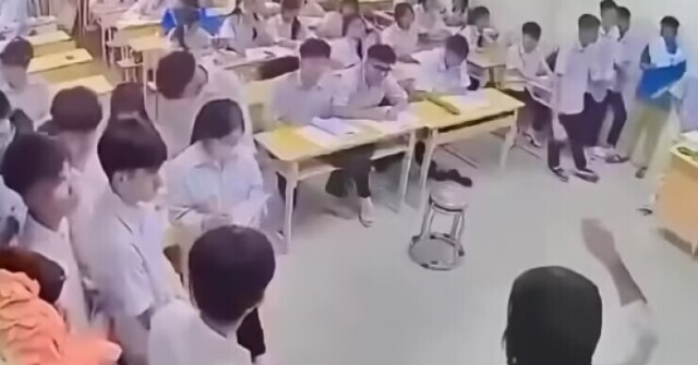 Cô giáo bị học sinh đánh vào mặt thương tích 12%