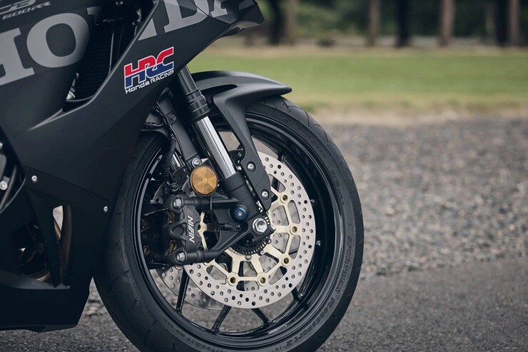 "Mãnh thú" Honda CBR600RR 2027 ra mắt: Nâng cấp phanh và màn hình TFT - 4
