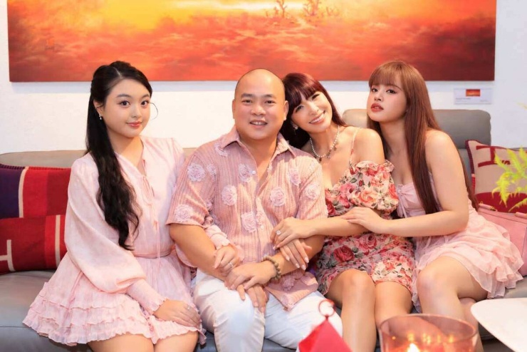Ảnh sao 23/10: Mai Hồ tình tứ bên ông xã thiếu gia - 5