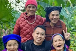 Đưa nụ cười người già lên mạng, chàng trai Tuyên Quang thu trăm triệu đồng mỗi tháng