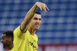 FIFA không công nhận bàn thắng 982 của Ronaldo