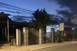 Người dân gần trại giam A2 ở Khánh Hòa cửa đóng then cài, hạn chế ra đường
