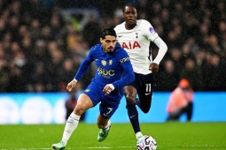 Trực tiếp bóng đá Chelsea - Tottenham: Hàng thủ đội khách liên tiếp mắc sai lầm (Ngoại hạng Anh)