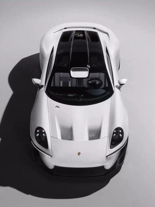 Porsche vừa giới thiệu mẫu concept Mission S với ngôn ngữ thiết kế hoàn toàn mới.