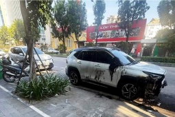 Xác định nghi phạm vụ đốt ô tô trên đường phố ở Huế