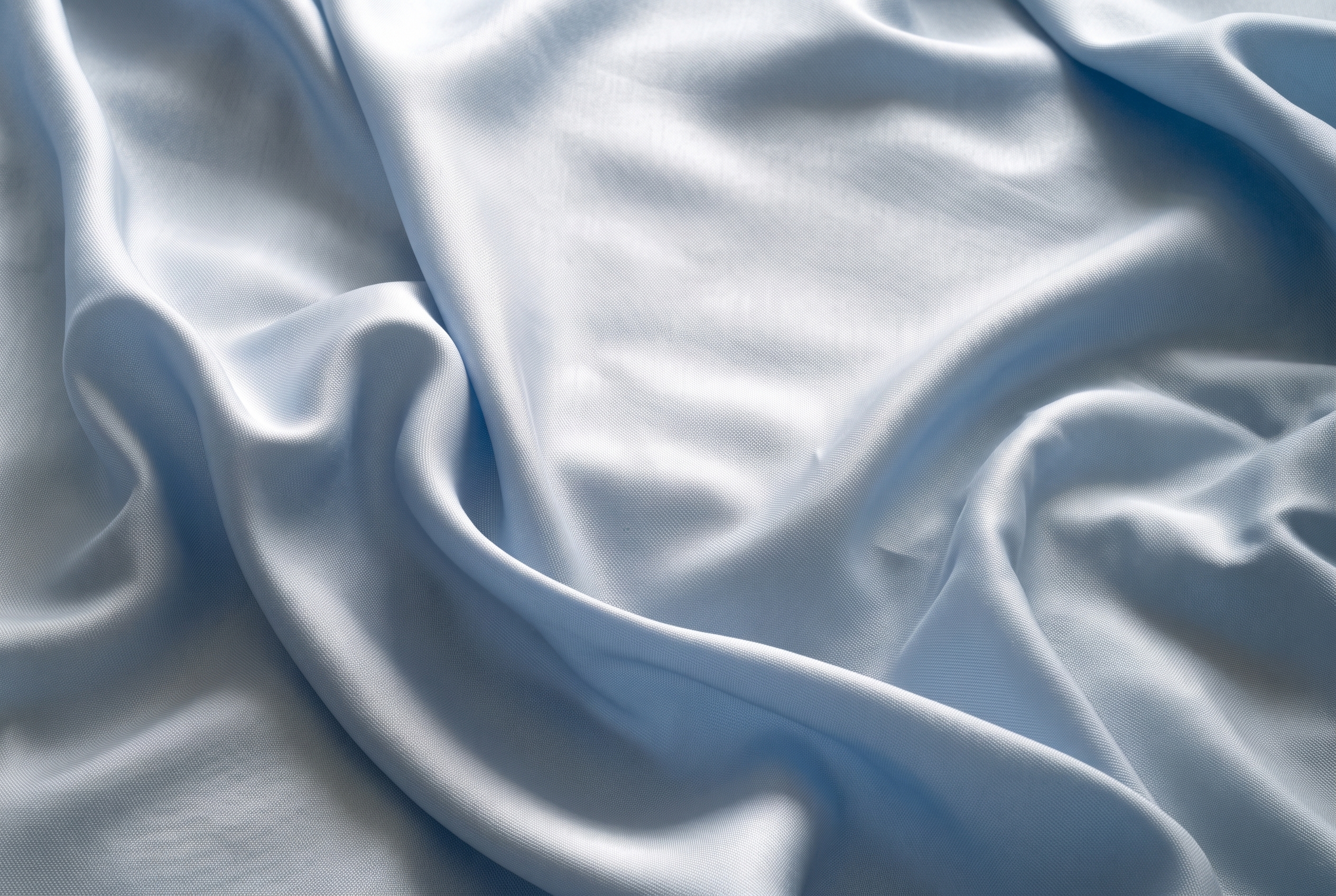 Mặt vải TENCEL 60s rủ mềm, ánh nhẹ.
