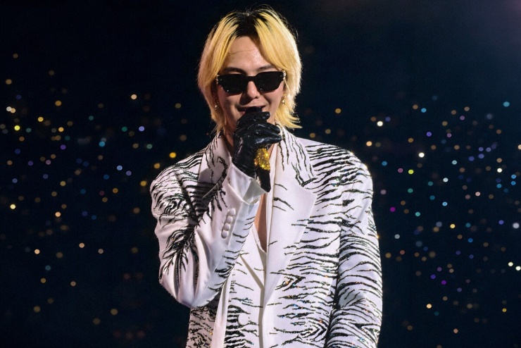 G-Dragon tâm sự với khán giả