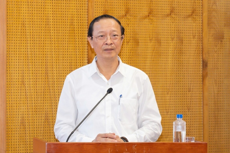 Thứ trưởng Bộ Giáo dục và Đào tạo Phạm Ngọc Thưởng