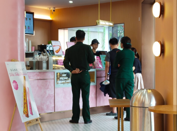 Đồ ăn, thức uống 'siêu dài' trở thành xu hướng mới, giới trẻ tò mò - 7