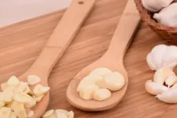 Điều gì xảy ra khi ăn tỏi mỗi ngày?