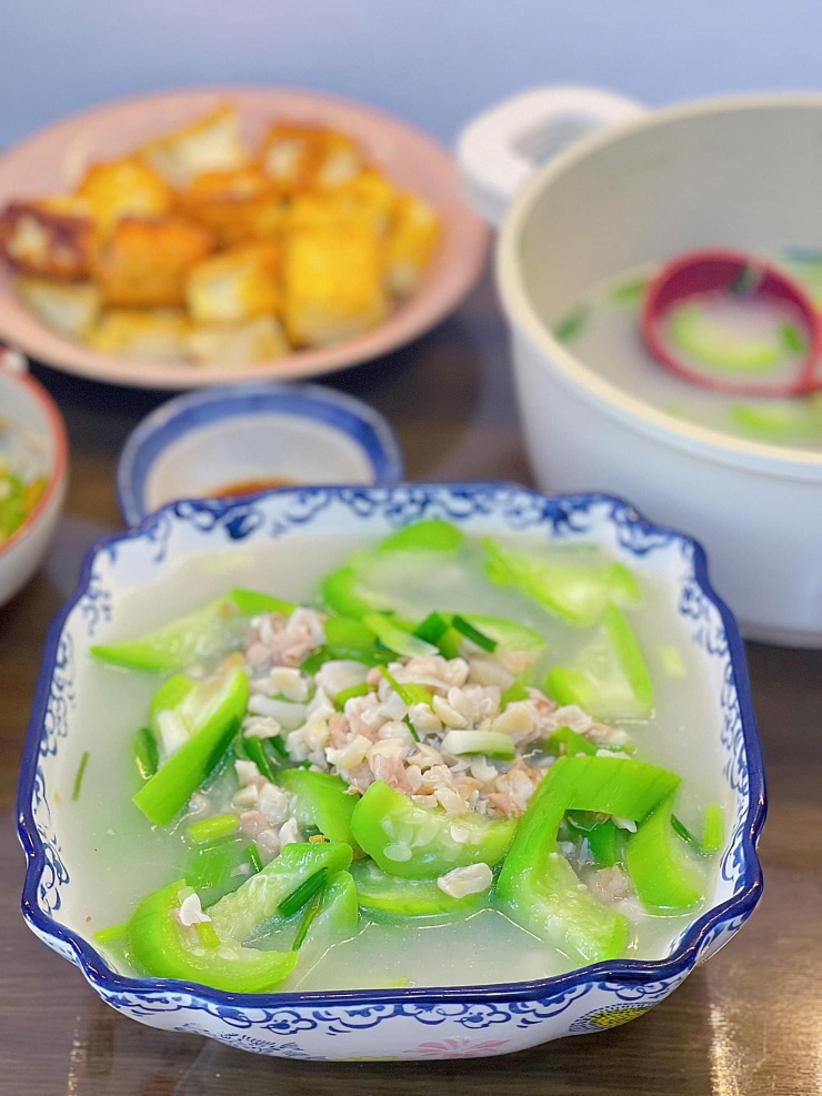 Mách bà nội trợ cách nấu canh mướp thanh mát, hỗ trợ kiểm soát axit uric, tốt cho sức khỏe - 6