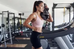 Vì sao tập thể dục kết hợp xông hơi có thể dẫn đến sốc nhiệt, suy đa tạng?