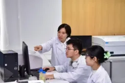 Một trường đại học chi hơn nửa tỷ chiêu mộ giáo sư làm giảng viên