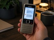 Huyền thoại Nokia 6300 bất ngờ chạy được ChatGPT, Gemini và Grok