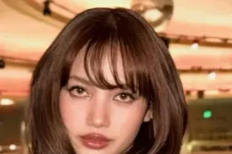 Lisa (BlackPink) gây tranh cãi