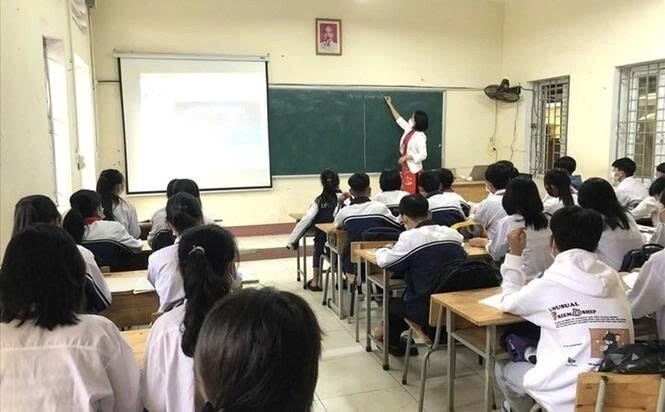 Chấn chỉnh dạy thêm, học thêm cần gắn với nâng cao chất lượng dạy học chính khóa, kiểm soát nguy cơ ép buộc và bảo đảm công bằng trong kiểm tra, đánh giá học sinh (Ảnh minh họa)